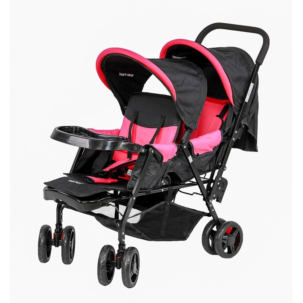 Double stroller clearance with reclining seats