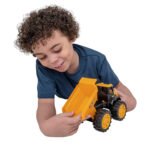 D Power – Teamsterz JCB 10″ Dump Truck with Sand Tools and Helmet Playset
