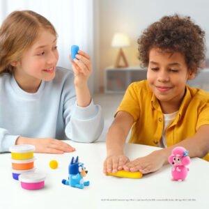 Hey Clay - Rusty. Colorful modeling air-dry clay, 5 cans with fun interactive app for kids aged 3+ years.