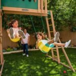 Kidkraft – Skyway Resort Playset/Swing Set