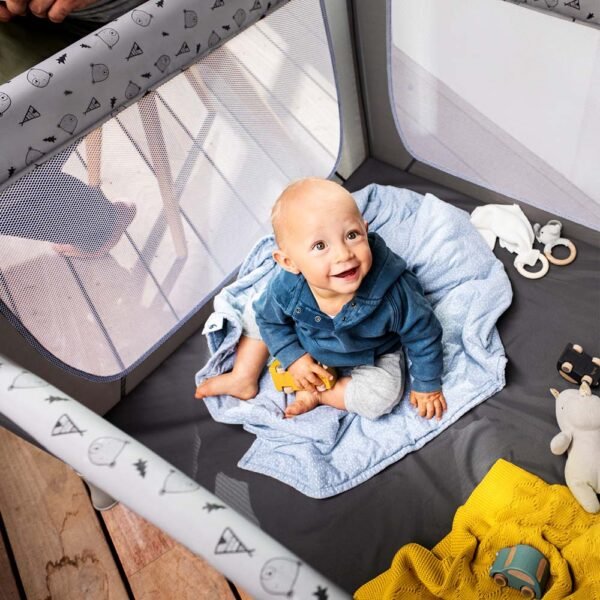Hauck – Sleep N Play Playpen & Travel Bed Grey W/ Second Floor Attachment