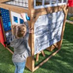 Kidkraft – Hobby Workshop Wooden Playhouse