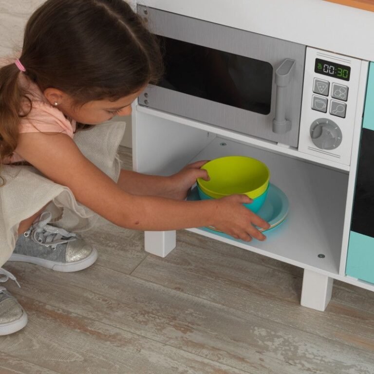 Kidkraft - Gourmet Chef Play Kitchen with EZ Kraft Assembly™