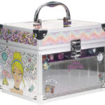 Townley Girl – Train Case Cosmetic Makeup Set