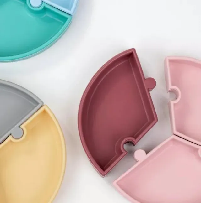 Minikoioi - Silicone Puzzle Plate - Woody Brown/Powder Grey