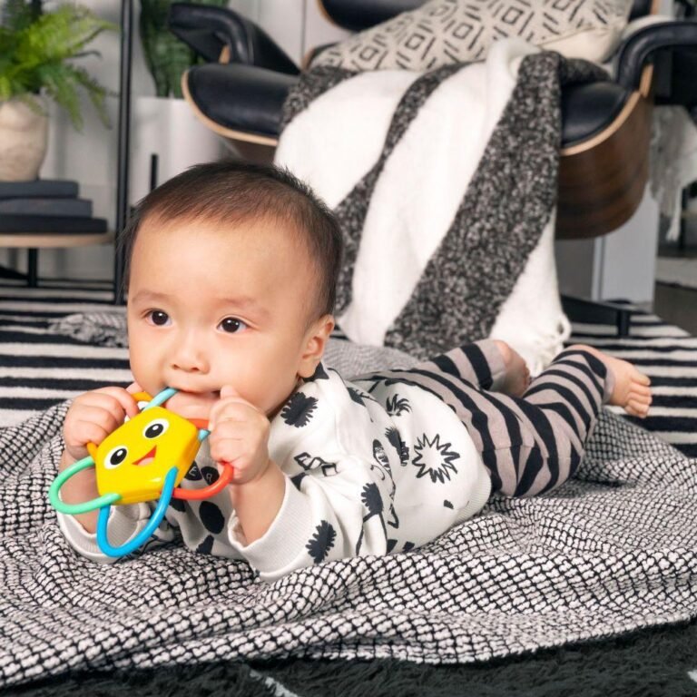 Baby Einstein - Soothing Star Teether & Rattle Toy