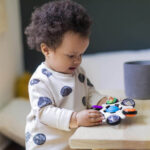 Baby Einstein – Twist & Pop Clutch Toy Rattle