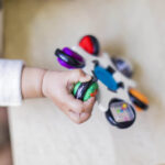 Baby Einstein – Twist & Pop Clutch Toy Rattle