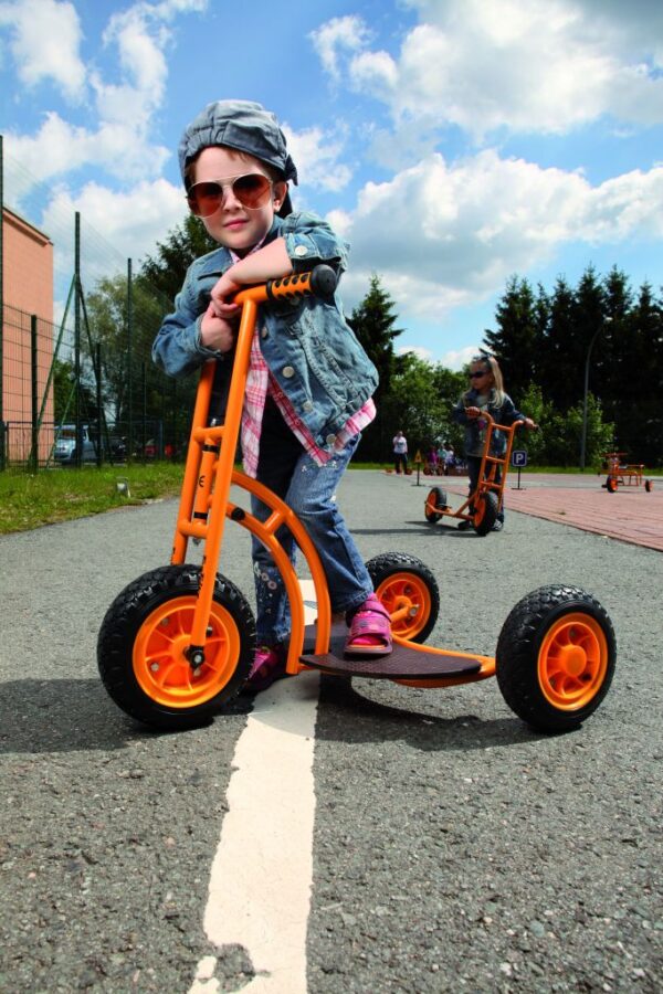 Beleduc – Bengy Scooter, Wooden Toddler Ride-On – Ages 2 to 5
