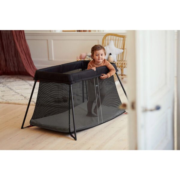 BabyBjorn Travel Cot Light – Black