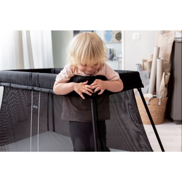 BabyBjorn Travel Cot Light – Black
