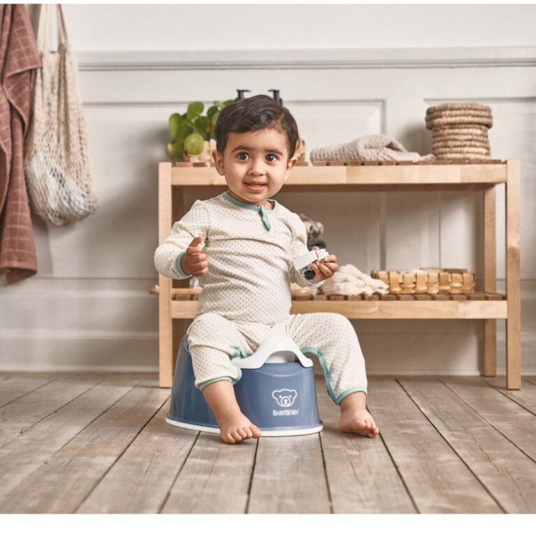 Babybjorn - Smart Potty - Deep Blue/White
