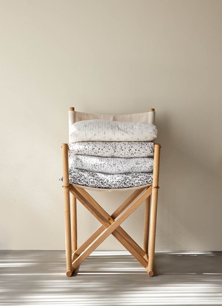 Born Copenhagen - Organic Muslin Junior Bedding - Grey Leaf