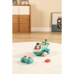 Hola – RC Airplane with lights, sounds, and removable pilot. For kids 3+