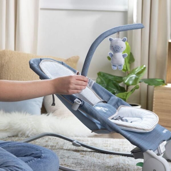 Ingenuity – Happy Belly Rock-to-bounce Massage Sea – Chambray