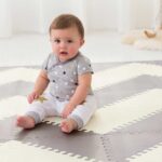 SkipHop – Playspot Geo Floor Tiles – Grey & Cream