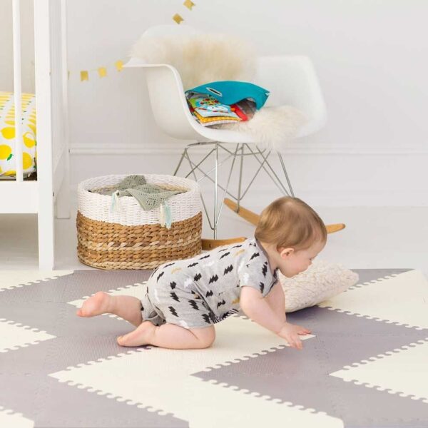 SkipHop – Playspot Geo Floor Tiles – Grey & Cream