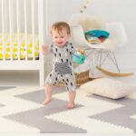 SkipHop – Playspot Geo Floor Tiles – Grey & Cream