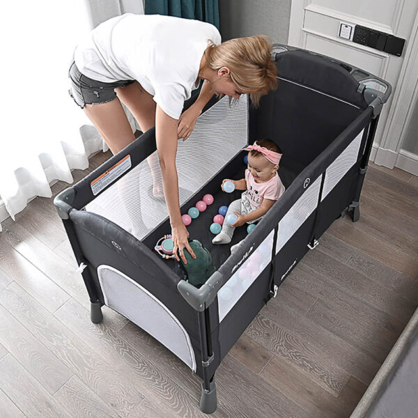 Teknum – 4-in-1 Baby Bedside Co-Sleeper Bassinet – Black