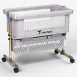 Teknum – Sunshine Bedside Crib – Light Grey