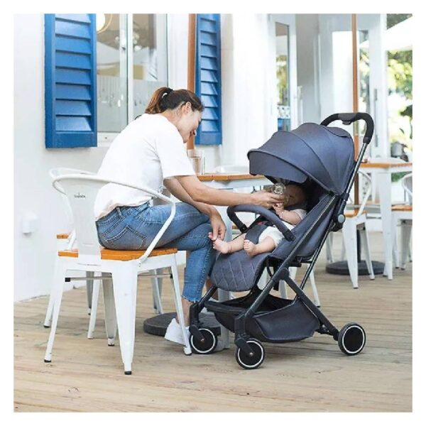 Teknum – Travel Lite Stroller + Alameda Diaper Grey Backpack