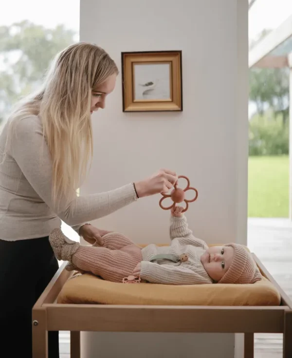 Mushie – Rattle Teether – Daisy