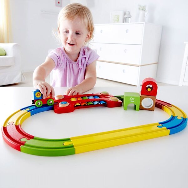 Hape – Sensory Railway