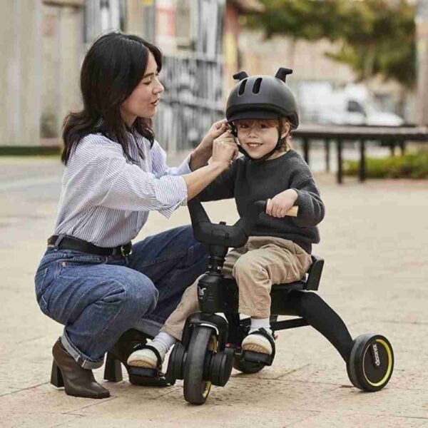 Doona Liki Trike S3 Deep Blue – Premium Foldable Toddler Trike & Travel Tricycle