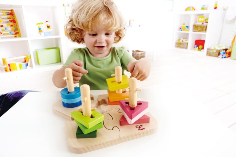 Hape - Creative Peg Puzzle