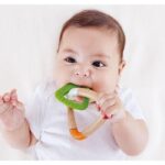 Hape – Double Triangle Teether