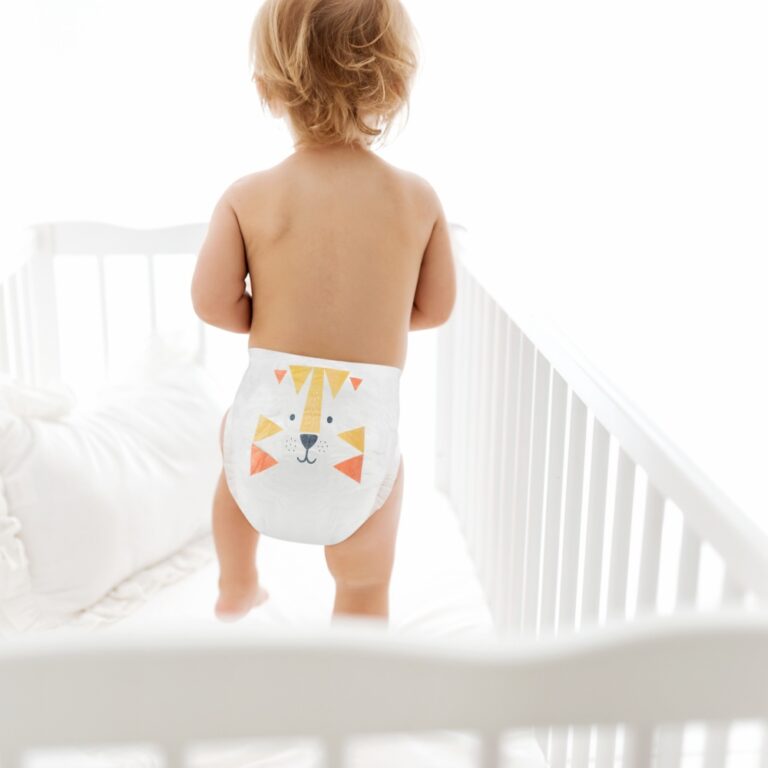 Kit & Kin - Eco Diapers Size 4 9-14kg - 32pcs