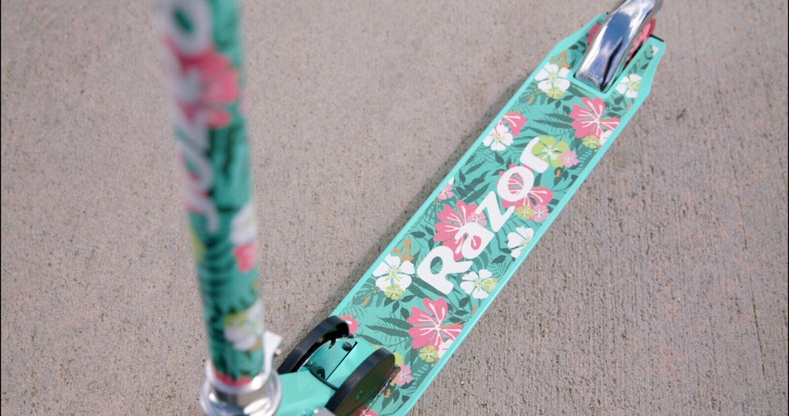 Razor – Scooter Paradise Teal For 5+ Years