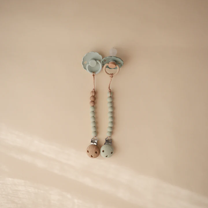 Mushie - Silicone Pacifier Clip Hera - Shifting Sands
