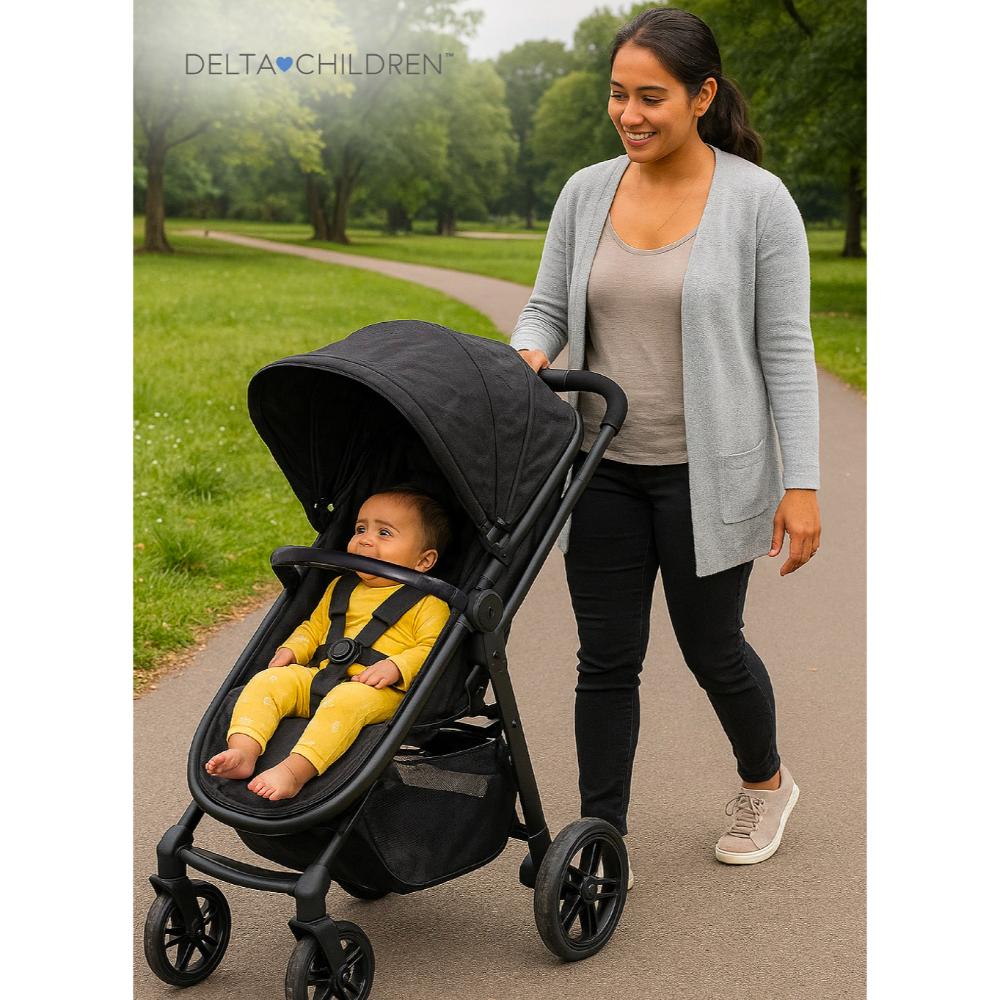 Delta Children - Ultralight 2-in-1 Stroller - Black