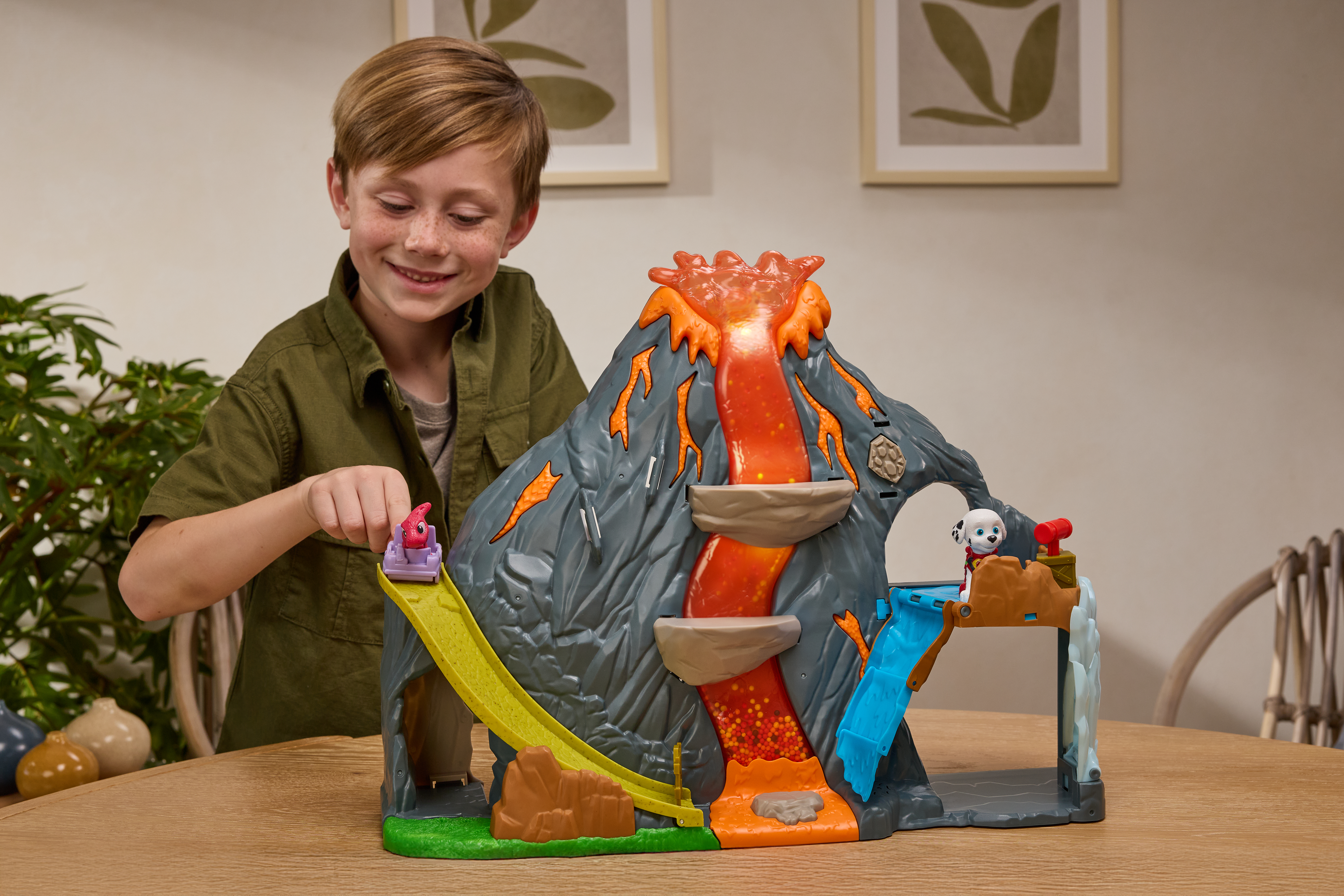 Paw Patrol – Nick Paw Patrol – Paw Patrol Movie3 Dino Super Lava Blast Playset