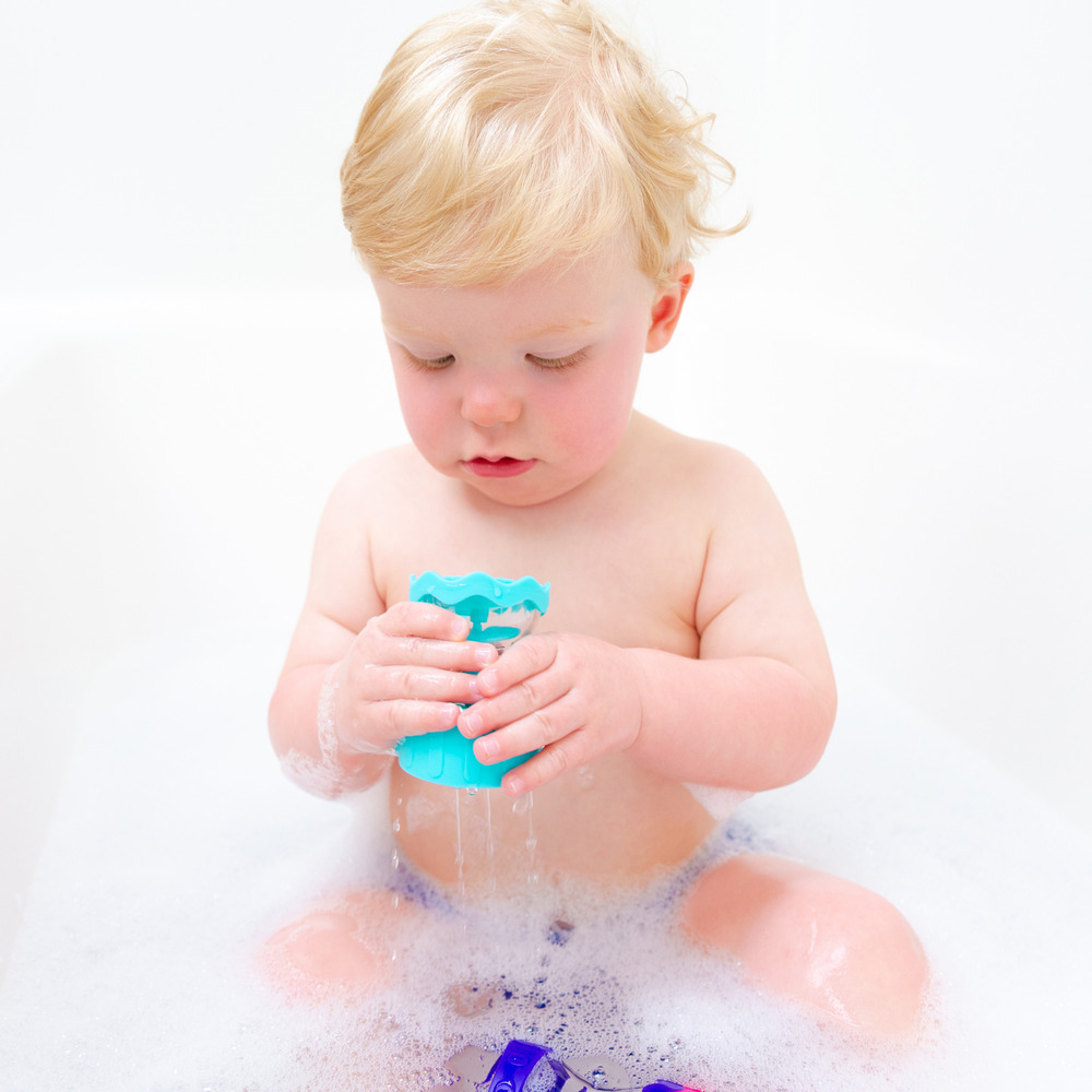 Sassy Toys - Rain Barrels Connecting Funnels - 8 pc