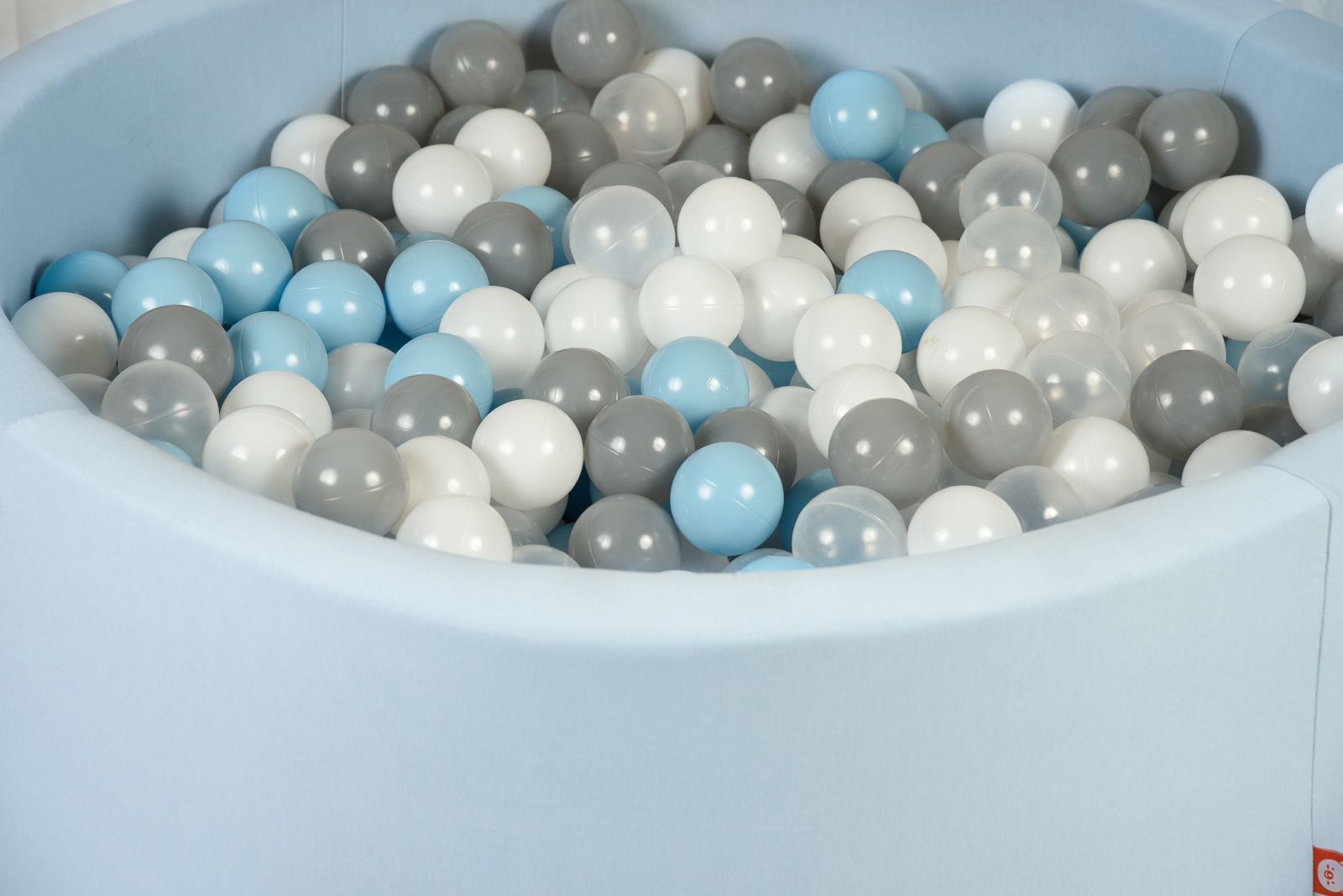 White Balls Set of 100