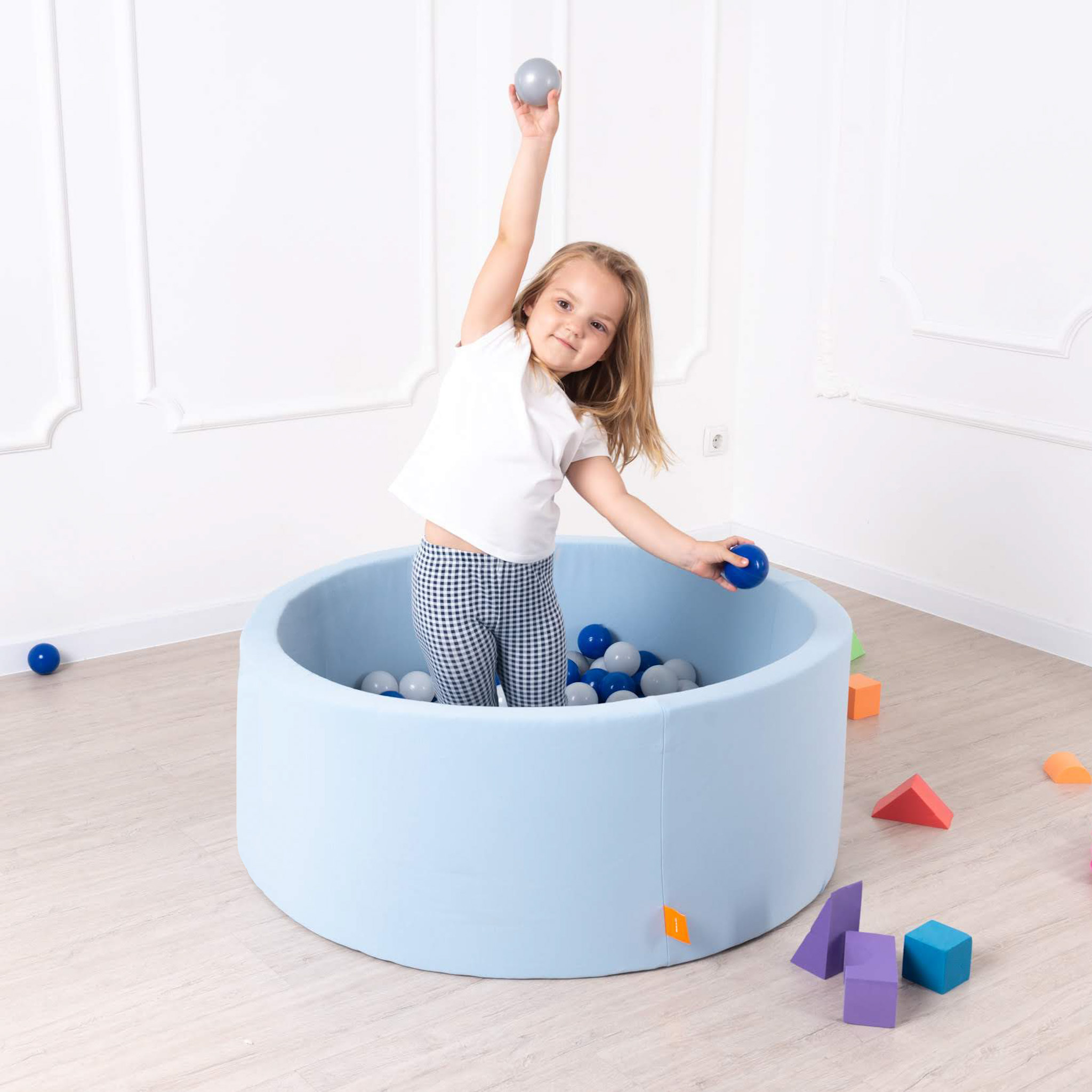 Ezzro - Baby Blue - 90X40 - Round Ball Pit - With 100 Balls (Navy blue, White, Grey, Transparent)