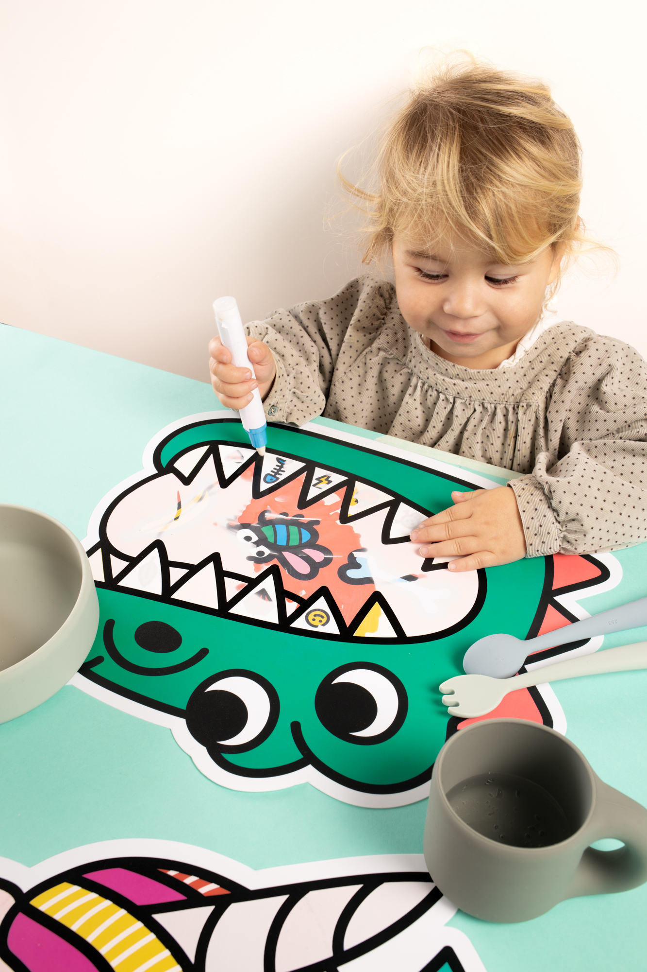 Magic Water Placemats - Dino