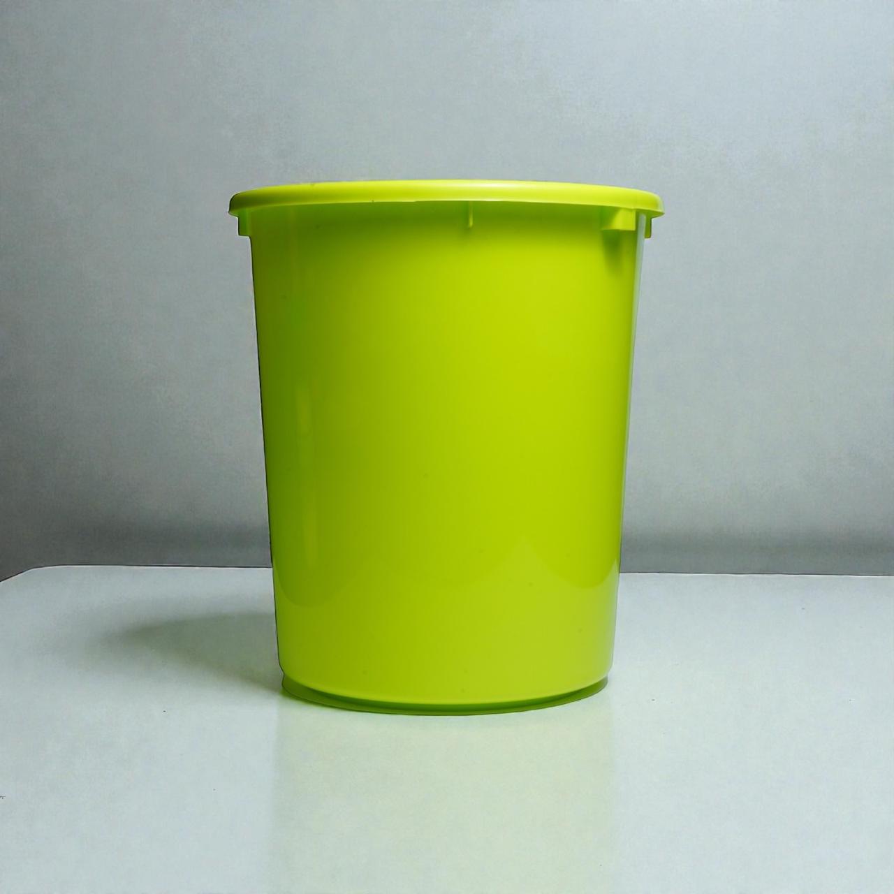 Astro Clear Medium Storage Bin 5400 ml - Green