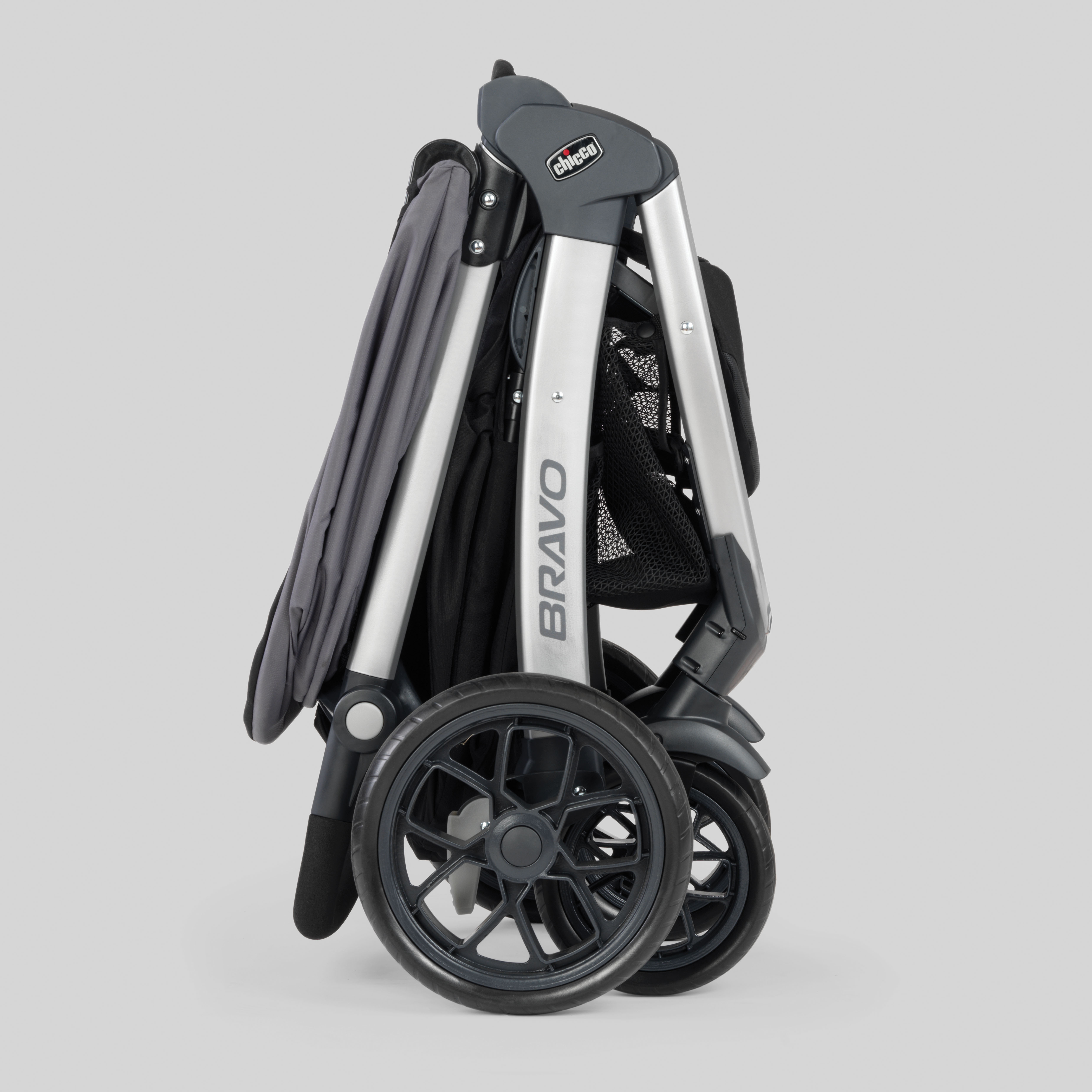 Chicco Bravo Travel System 0m-3y, Parker