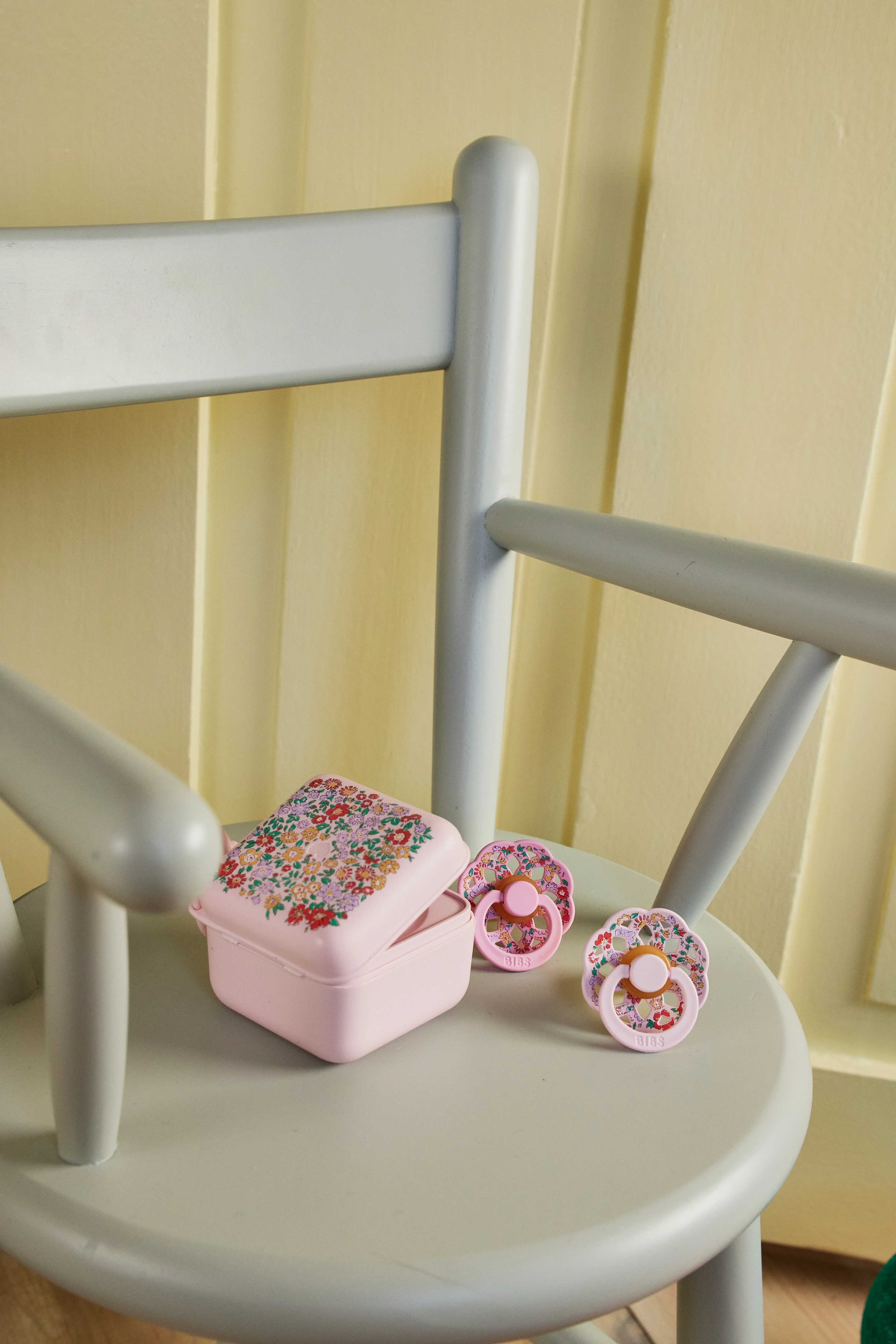 BIBS X Liberty Pacifier Box Oscar Meadow Blossom