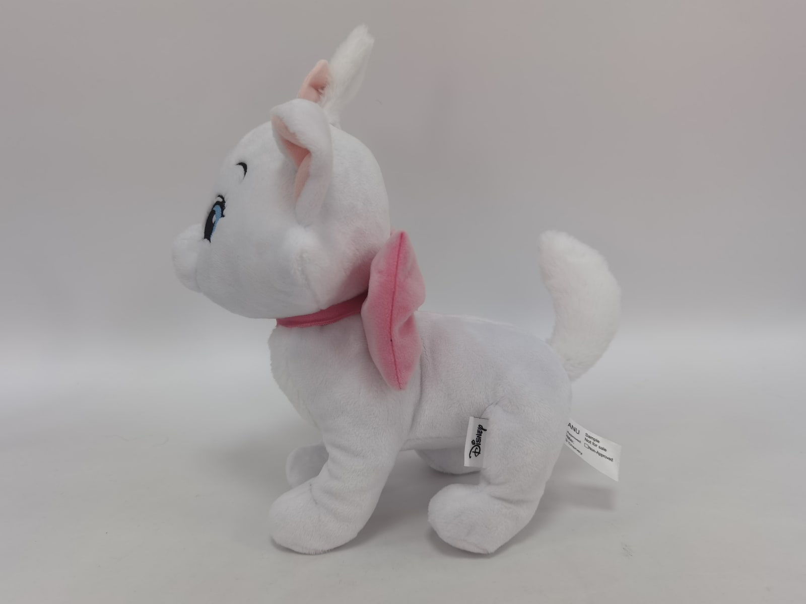 DISNEY PLUSH ANIMAL CORE MARIE M 10"