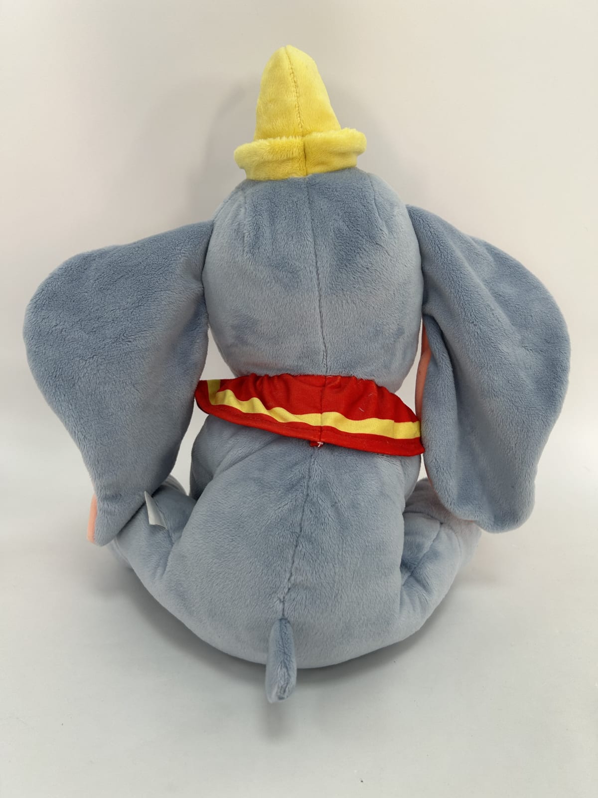 DISNEY PLUSH ANIMAL CORE DUMBO M2 14IN